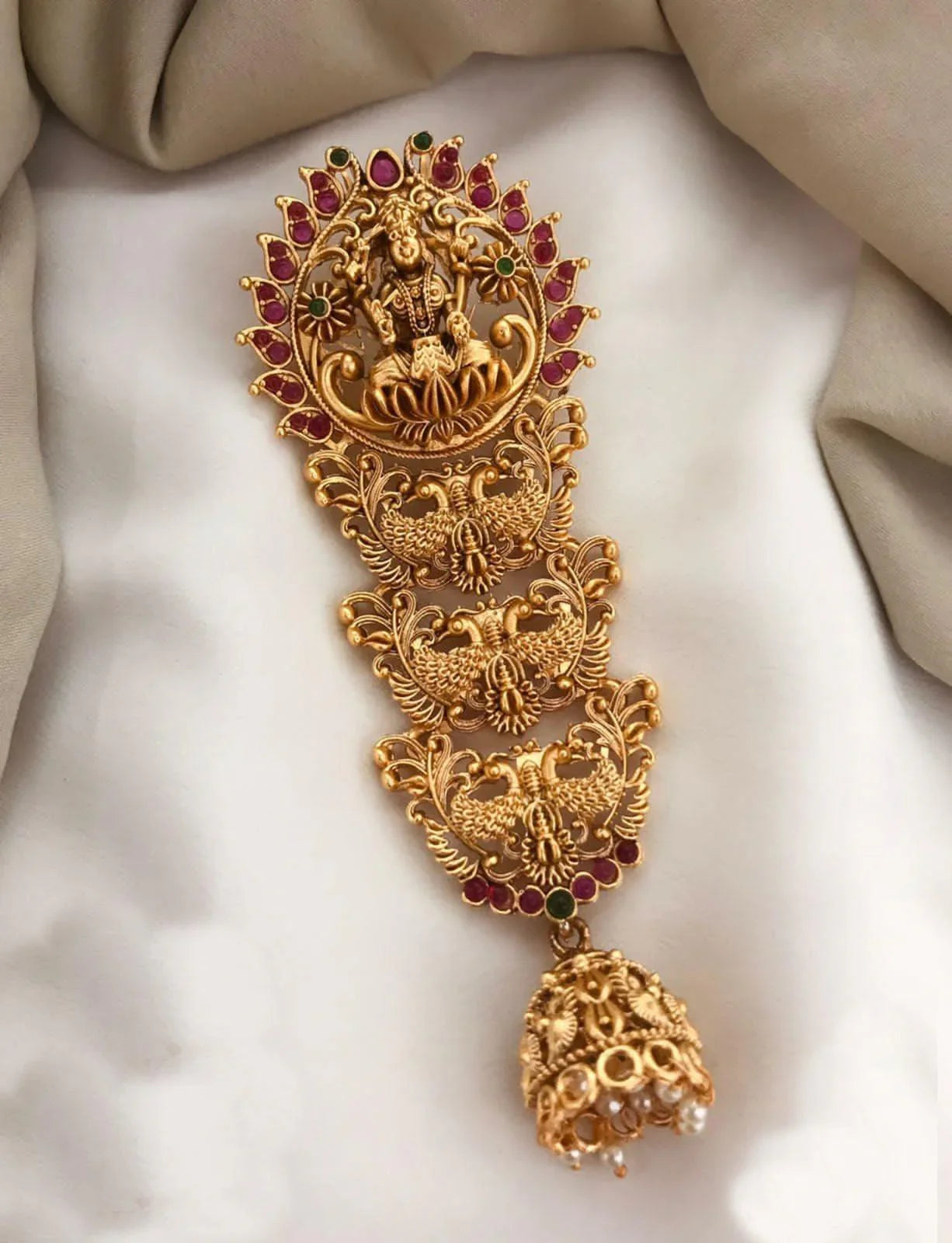 Gold plated premium Jada Billai Hair Accessories