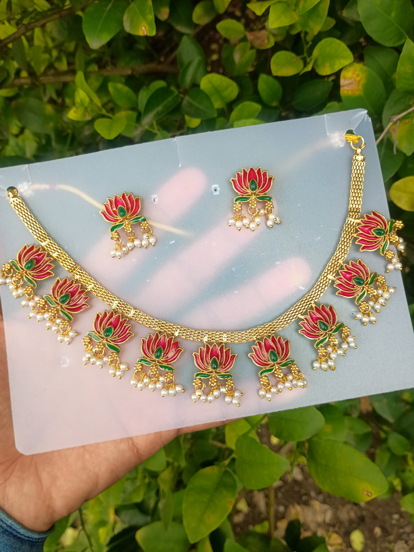 Premium Antique Lotus Necklace with Earrings
