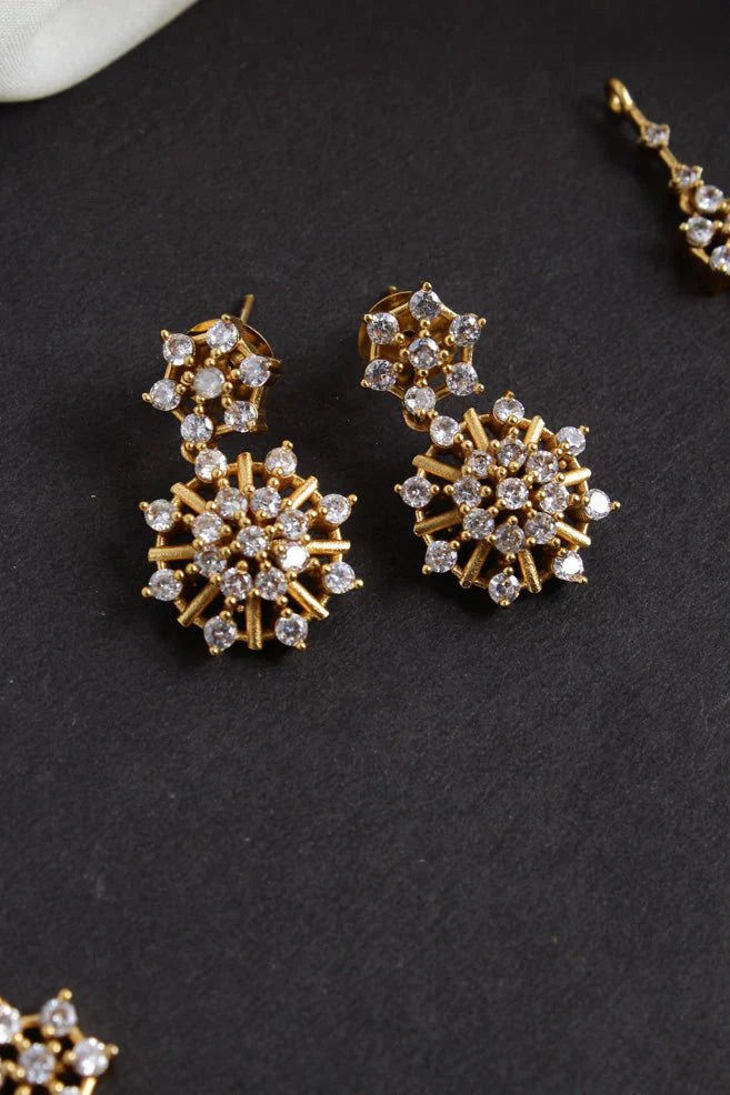 Flower American Diamond (AD) pendant necklace with earrings