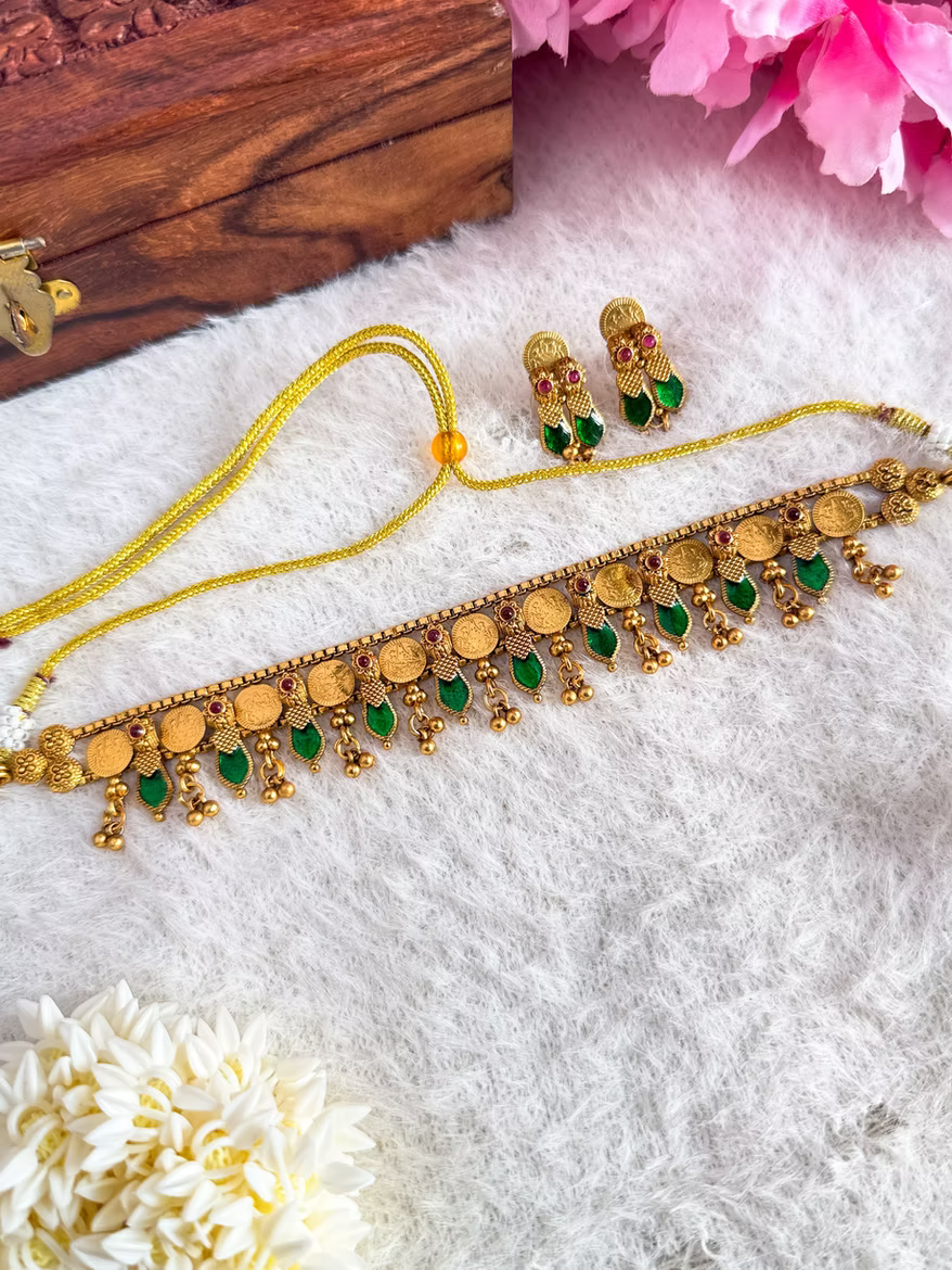 Gold polish Palakka Coin Choker
