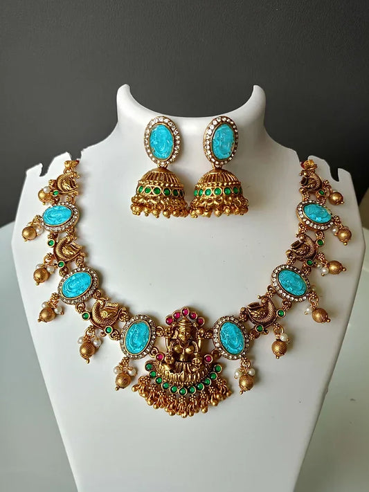 Kaltury™ Pink Crystal Stone Lakshmi Antique Necklace